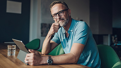 Lassen Sie sich von den Vorteilen einer Ausbildung oder eines dualen Studiums überzeugen.