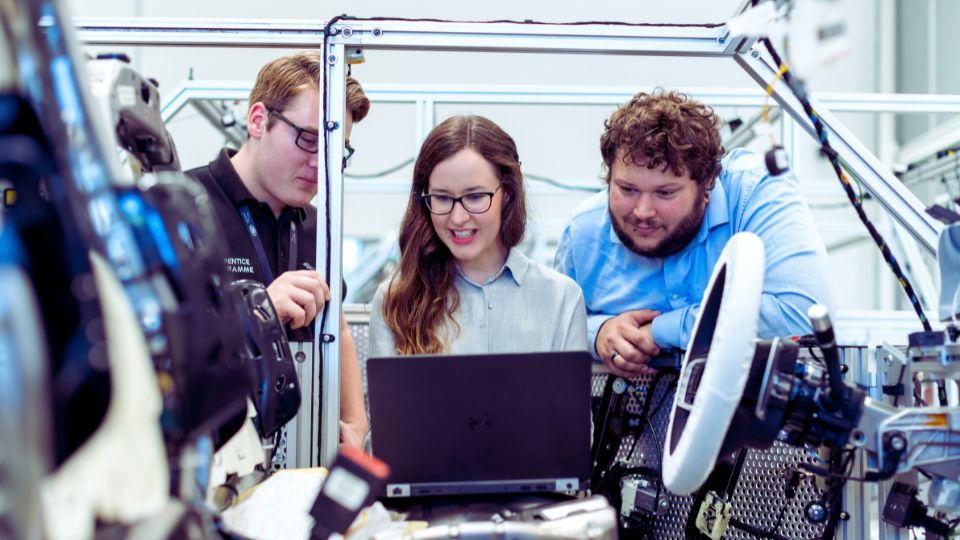 96% Übernahmechance nach der Ausbildung ab 2026